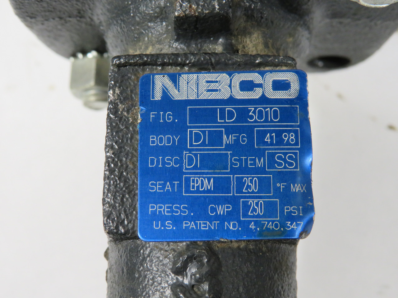 Nibco LD-3010-3 Lug-Style Butterfly Valve 3" Ductile Iron Body C/W Handle USED