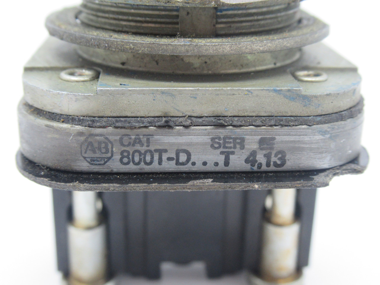 Allen-Bradley 800T-D1D1 Ser. T Momentary Contact Push Button Green 1NO 600V USED