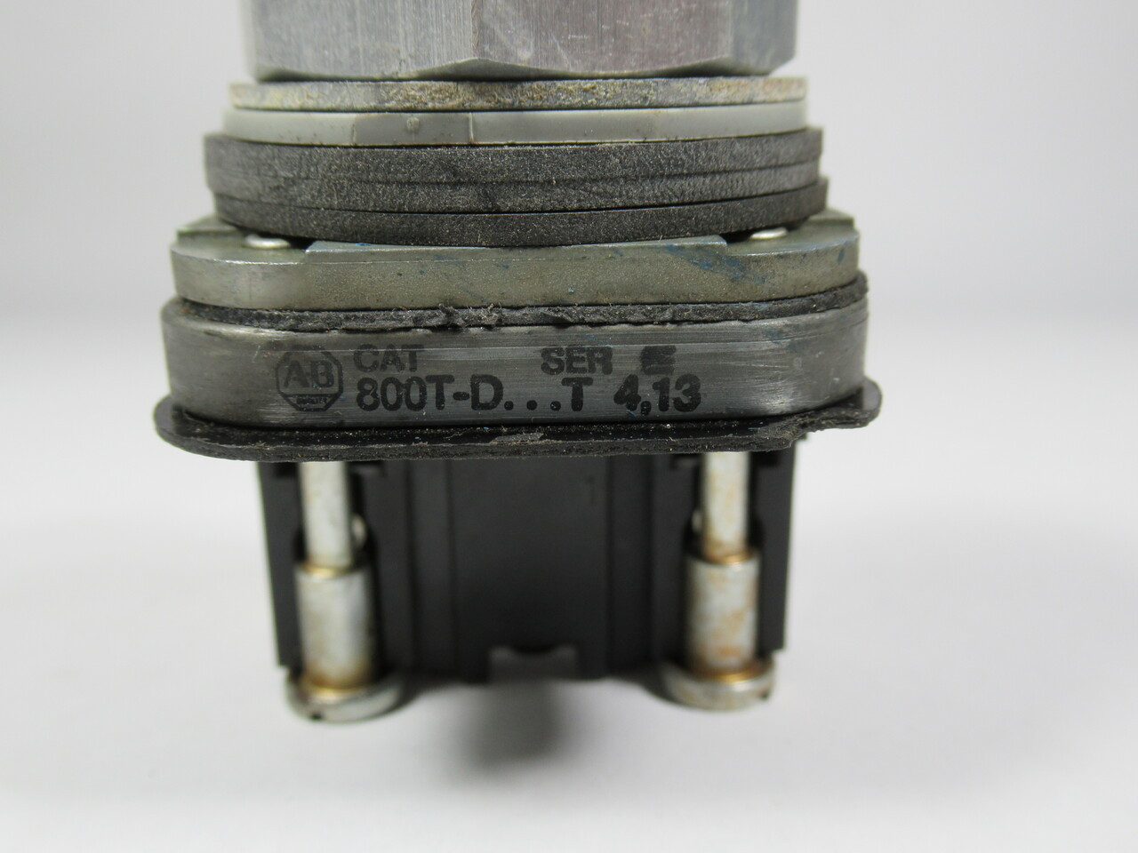 Allen-Bradley 800T-D2D1 Series T Push Button Black Mushroom Head 1NO USED