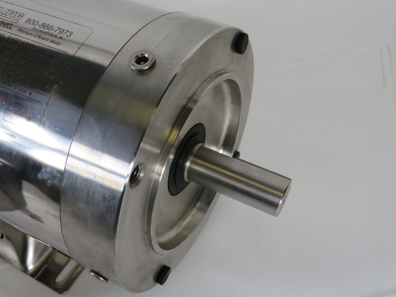 Sterling Electric XH0014PHH 1HP 1750RPM 575V 143TC TEFC 3Ph 1.2A 60Hz USED