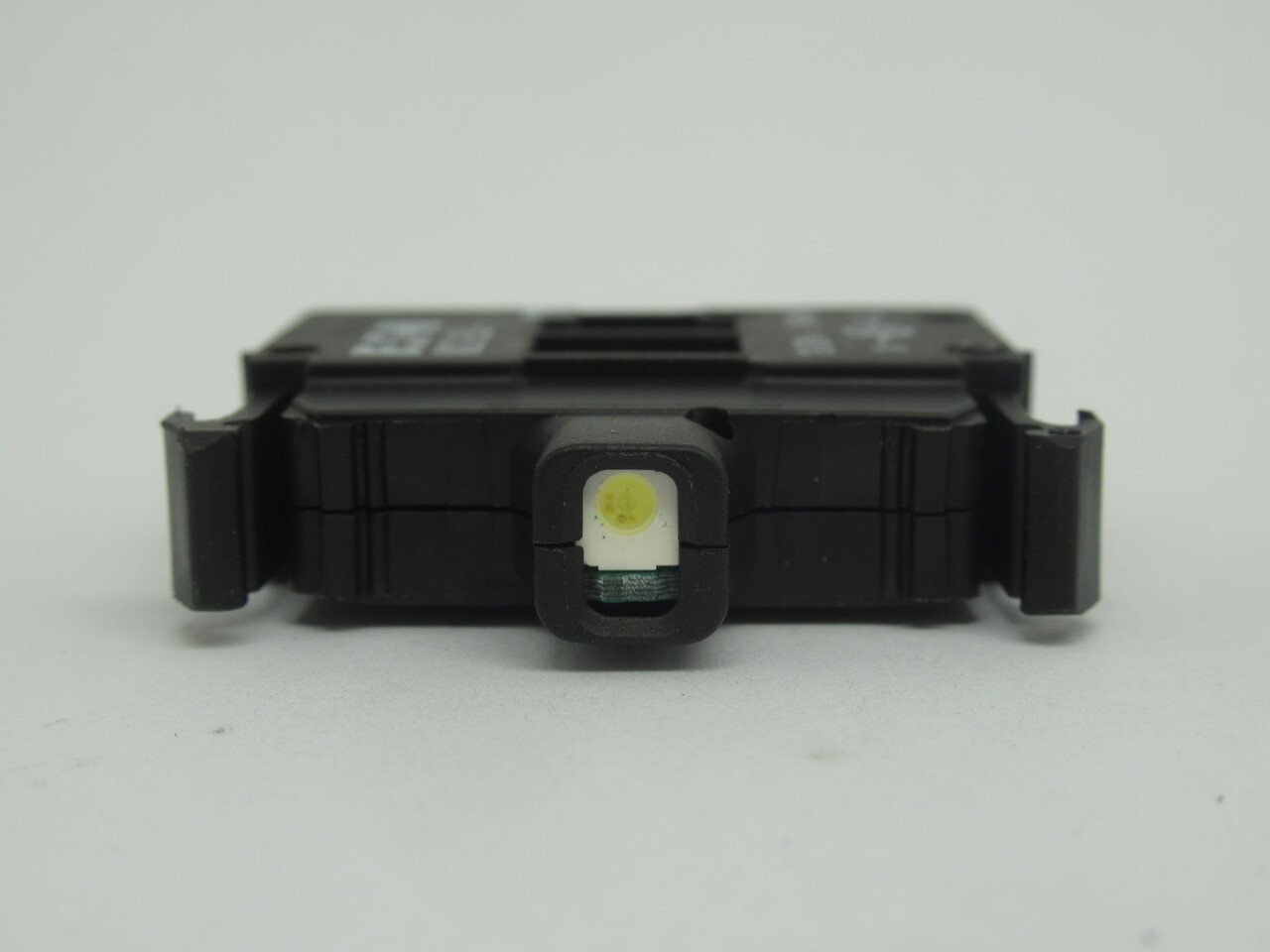 Eaton M22-LED-W White Push Button Light Unit 12-30V 5-14mA USED