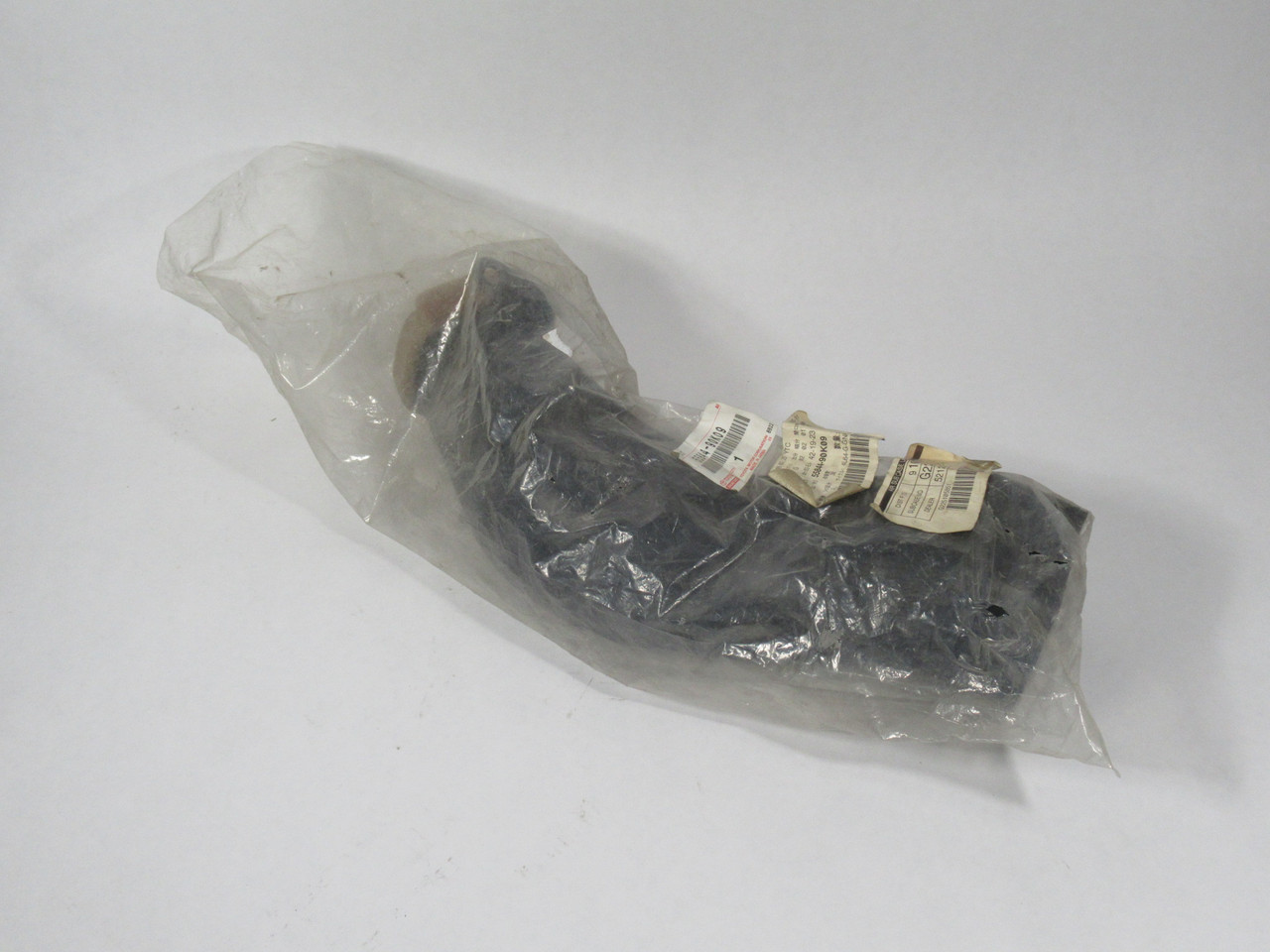 Toyota 55844-90K09 Heater to Register Duct Assembly *RIPPED BAG* NWB