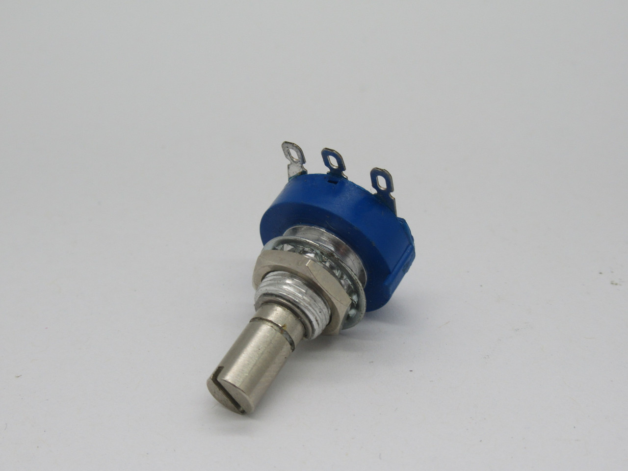 Bourns 3852A-282-252A Potentiometer 2.5KOhms 3/4" DIA NOP