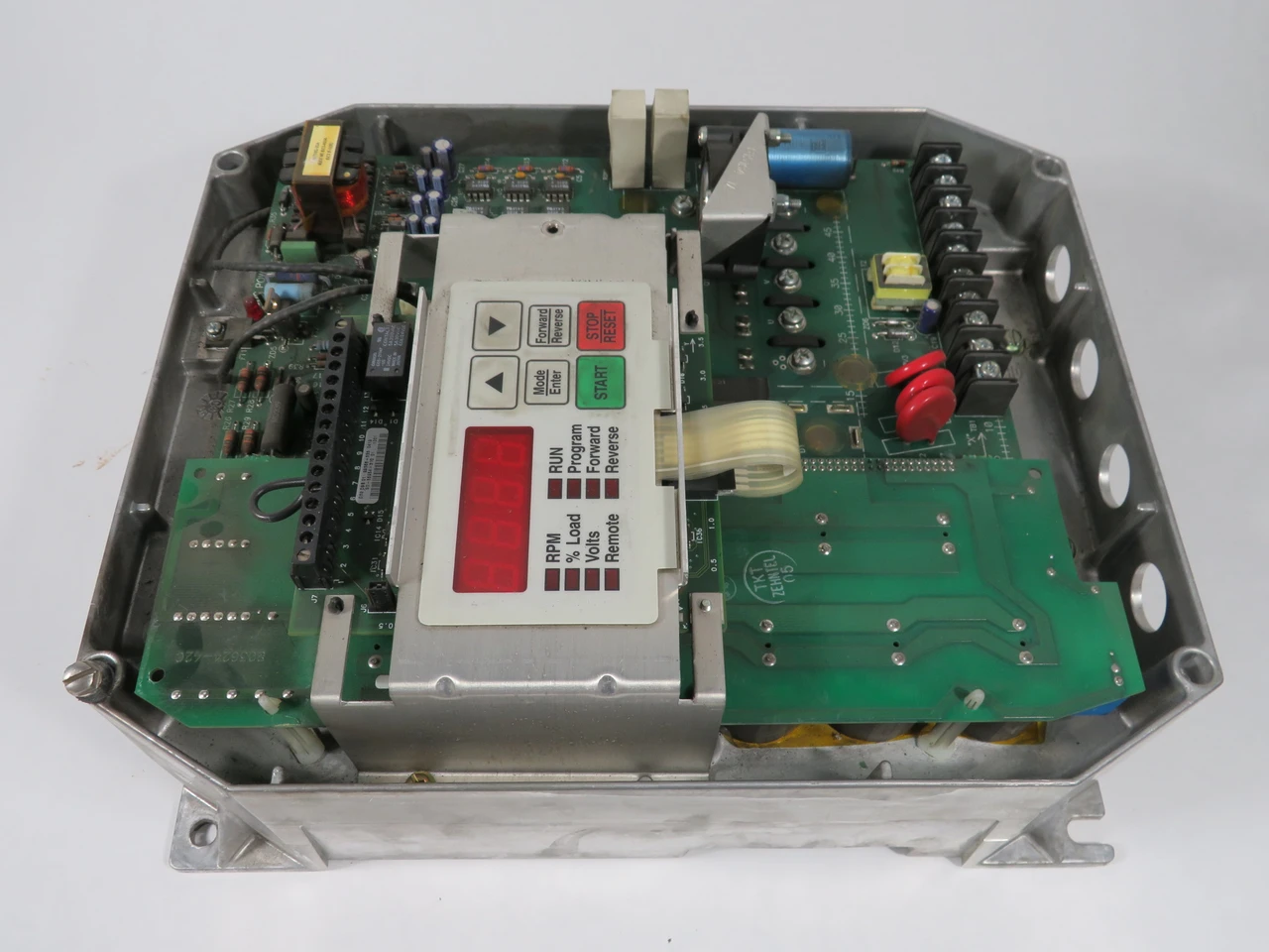 Reliance Electric SP500 1SU51010 AC Drive 10HP 575V 12A 0-240Hz CASE DAMAGE USED