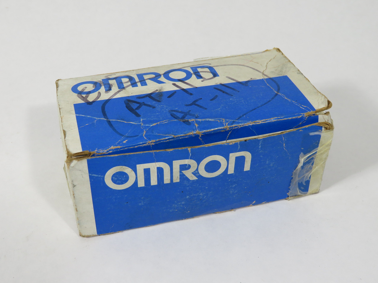 Omron E3S-AT11 Photoelectric Switch Pair 10-30VDC Transmitter/Receiver USED