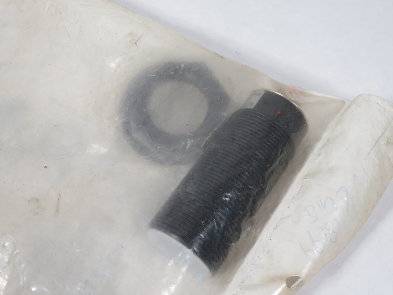 Allen-Bradley 871Z-DW10NP30-D4 Ser A Proximity Sensor 10-30VDC 200mA 10mm NO NWB