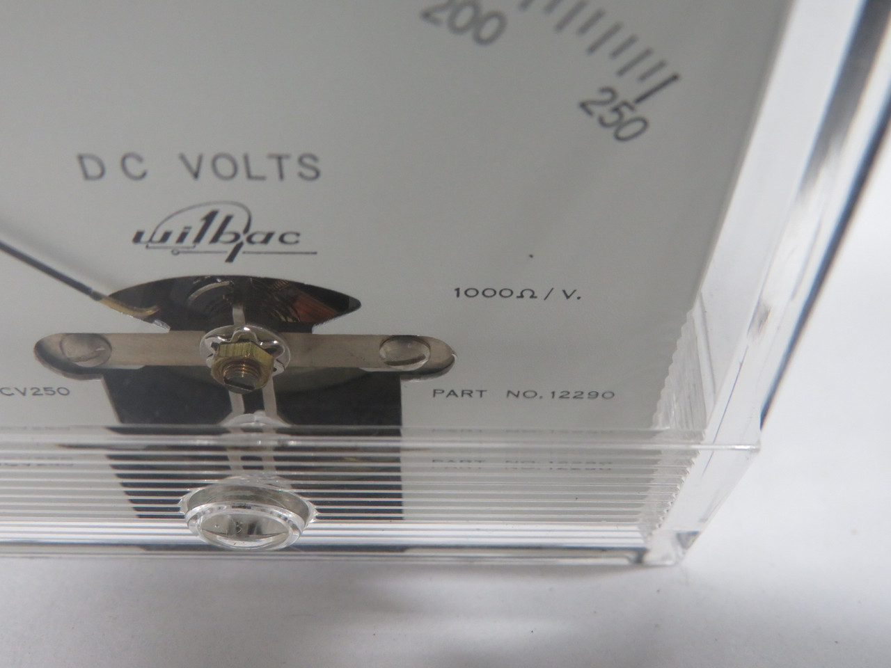 Wilbac DC Voltmeter 0-250VDC 2-1/2" Diameter P/N 12290 NOP