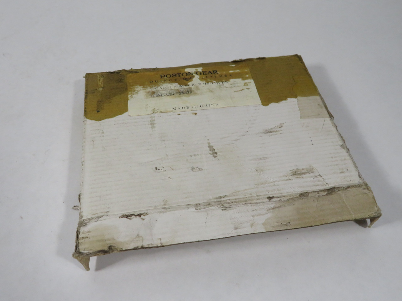 Boston Gear X718-11H-BK Horizontal Base Mount for 718 Reducer BOX DAMAGE NEW