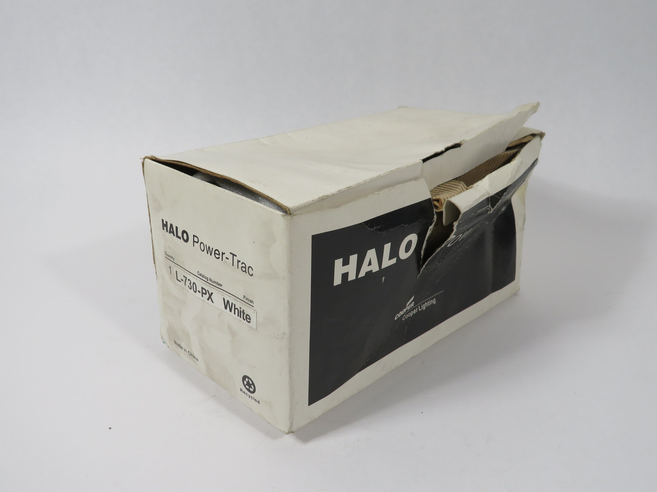 Cooper L-730-PX Halo White Continental Cylinder Lamp Holder SHELF WEAR NEW