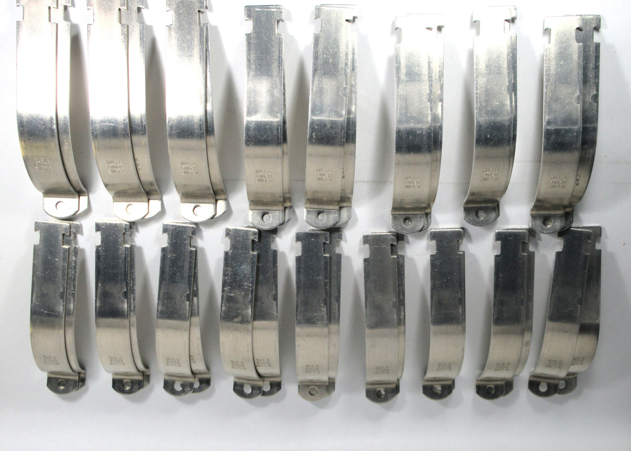 Cooper B-Line B2019 Conduit Clamp 5" Lot Of 17 NOP
