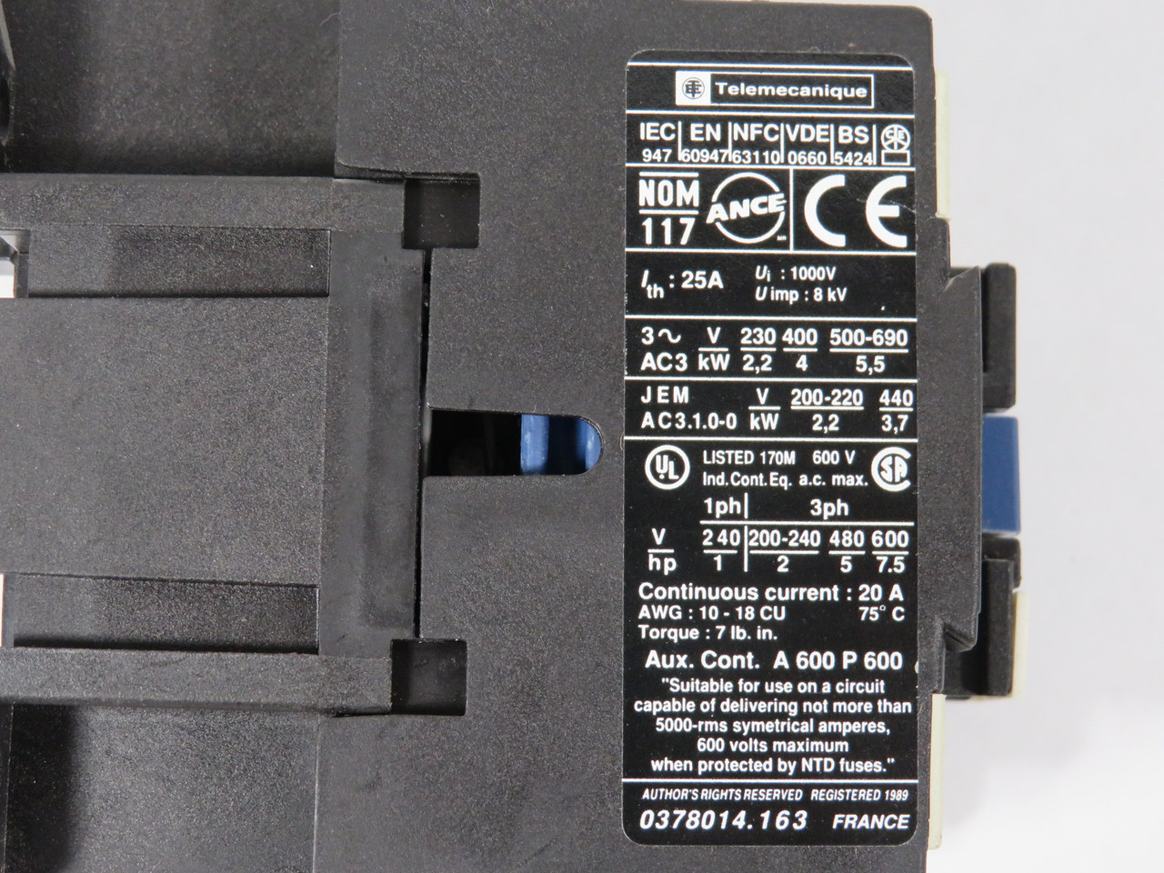 Telemecanique LC1-D0910S6 Contactor 575V 60Hz 4kW 400V 5HP 480V USED