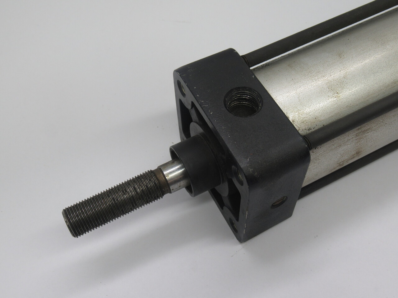 SMC NCA1C250-0700-X2US-9268CDN Medium Duty Air Cylinder 2.50" Bore 7" S USED