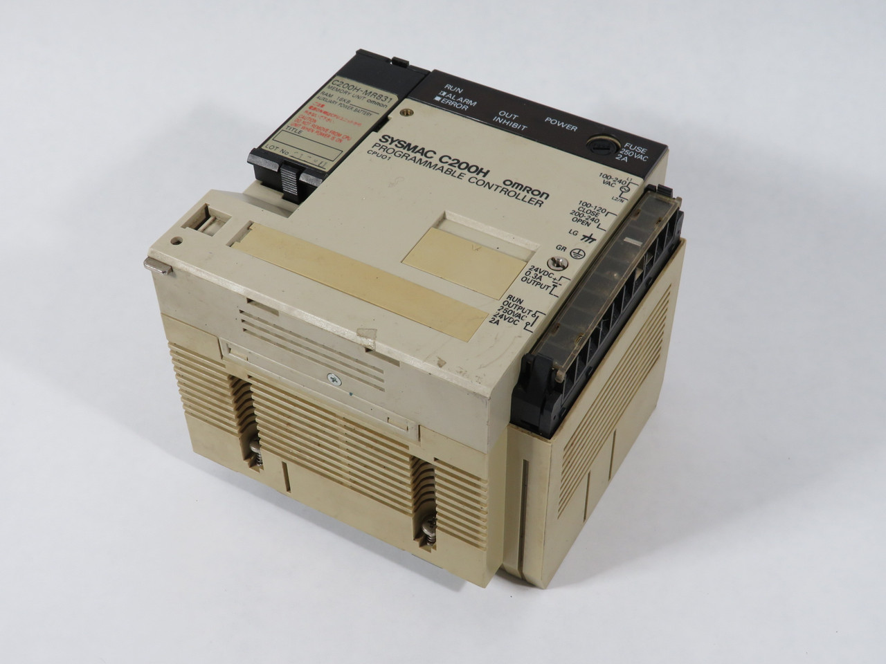 Omron C200H-CPU01-E Programmable Controller 100-120/200-240V 50/60Hz USED