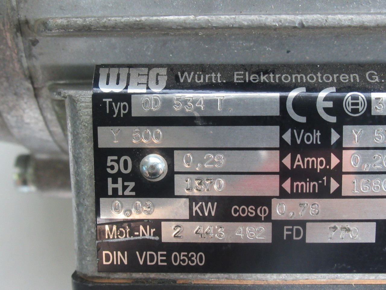 Weg 0.09kW 1370/1680RPM 500/575V TEFC 3Ph 0.29/0.26A 50/60Hz SHELF WEAR USED