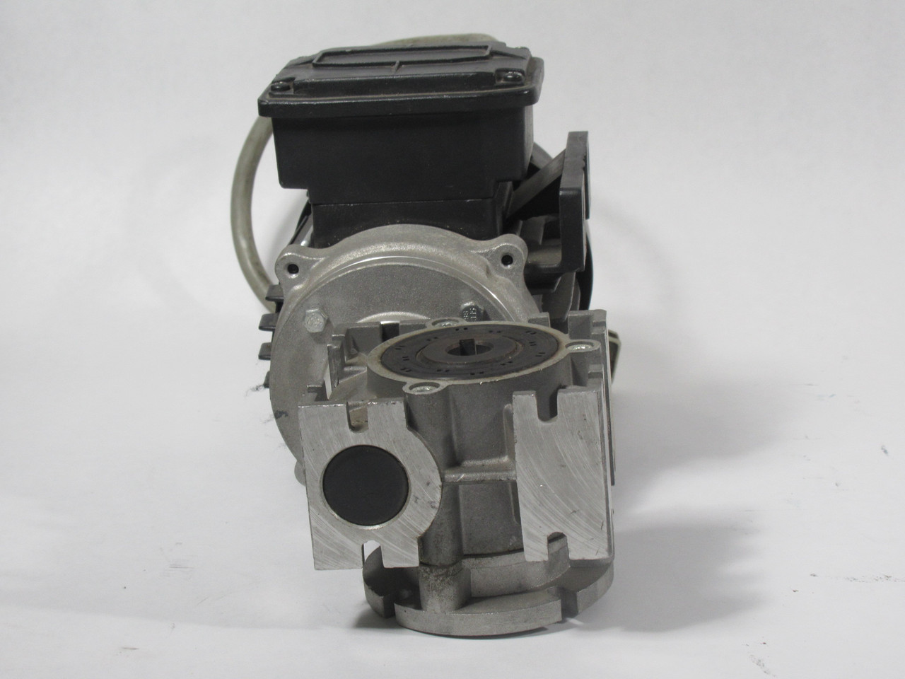 Lafert 0.18HP 1630RPM 333/575V TEFC 3Ph C/W Gear Reducer 25:1 Ratio USED
