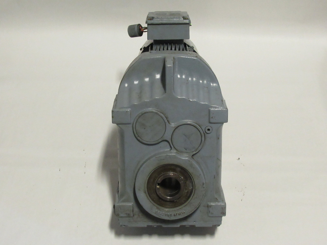 Sew-Eurodrive AC Gearmotor 72.5:1 40Nm 3HP 1720RPM 330/575V TEFC 3Ph USED