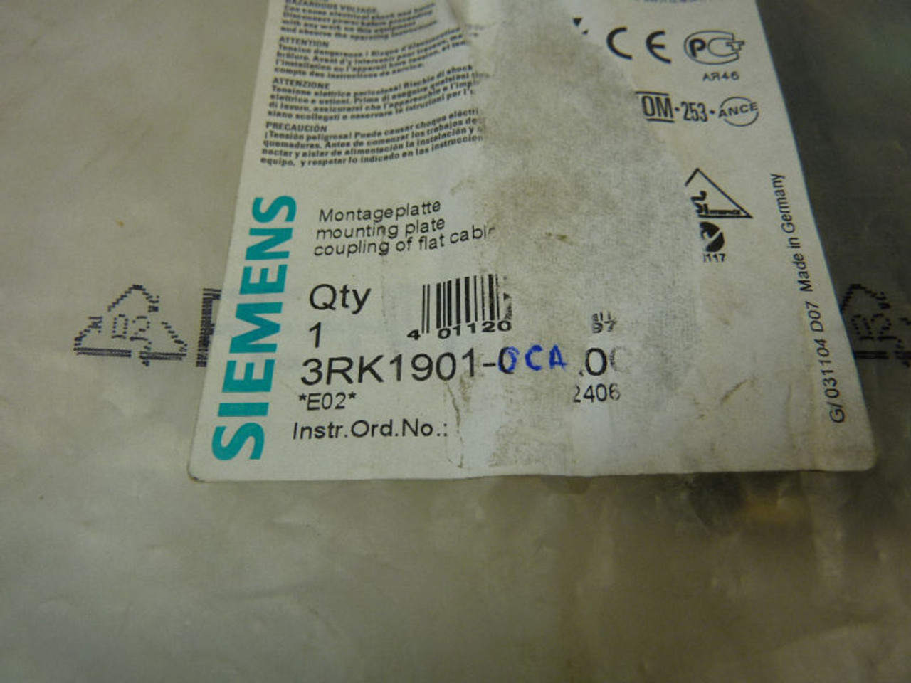 Siemens 3RK1901-0CA00 Mounting Plate Coupling For Flat Cable NWB
