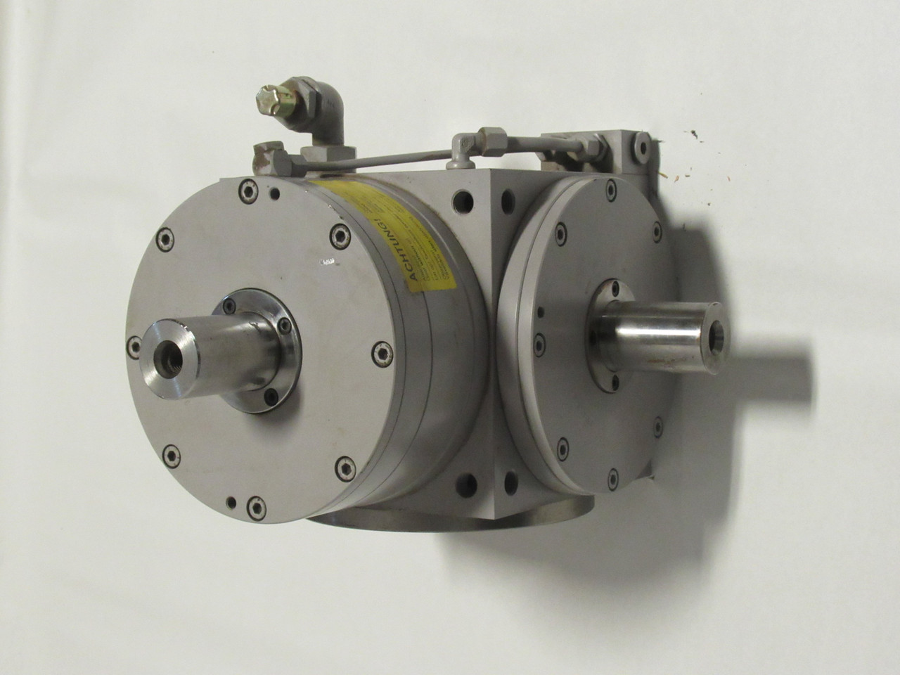 Graessner E16.57360-0386 Bevel Gearbox 1:1 Ratio 2-3/4" Shaft L 1-3/4" D NOP