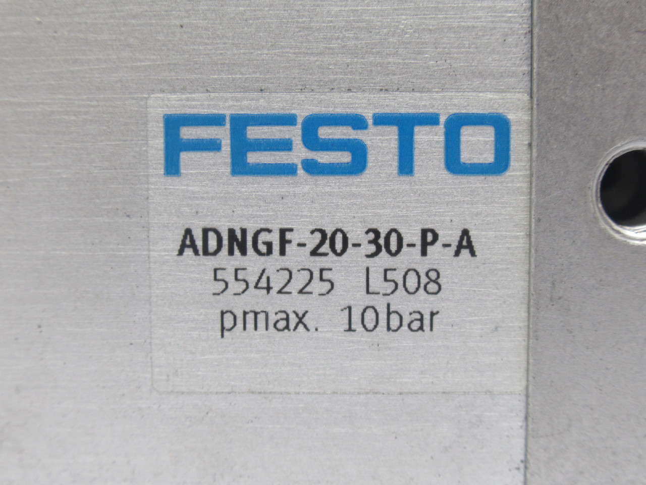 Festo 554225 ADNGF-20-30-P-A Compact Air Cylinder 20mm Bore 30mm Stroke USED