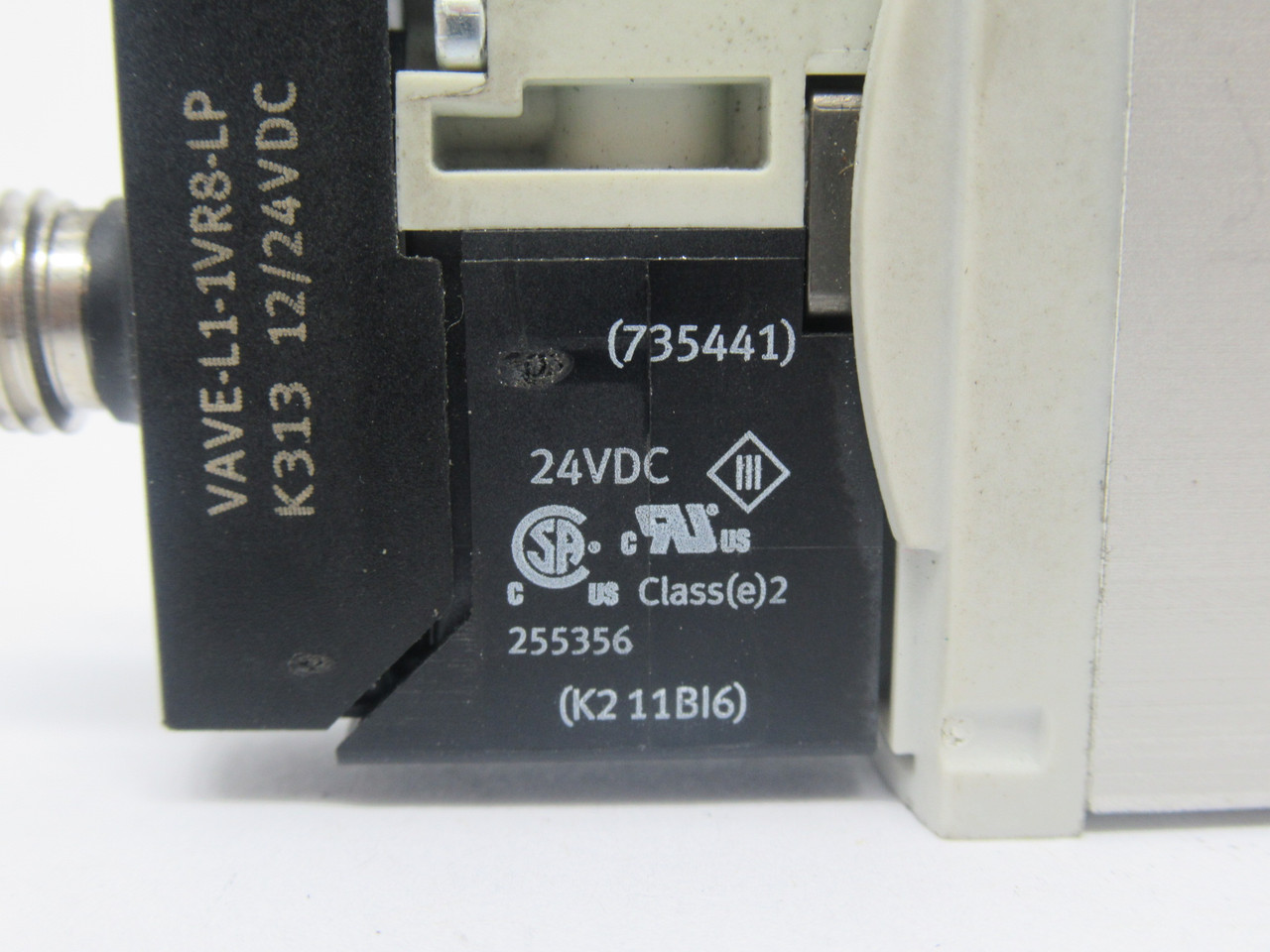 Festo 566499 VUVG-L14-M52-AT-G18-1P3 Solenoid Valve 5/2 24VDC 2.5-8 bar USED
