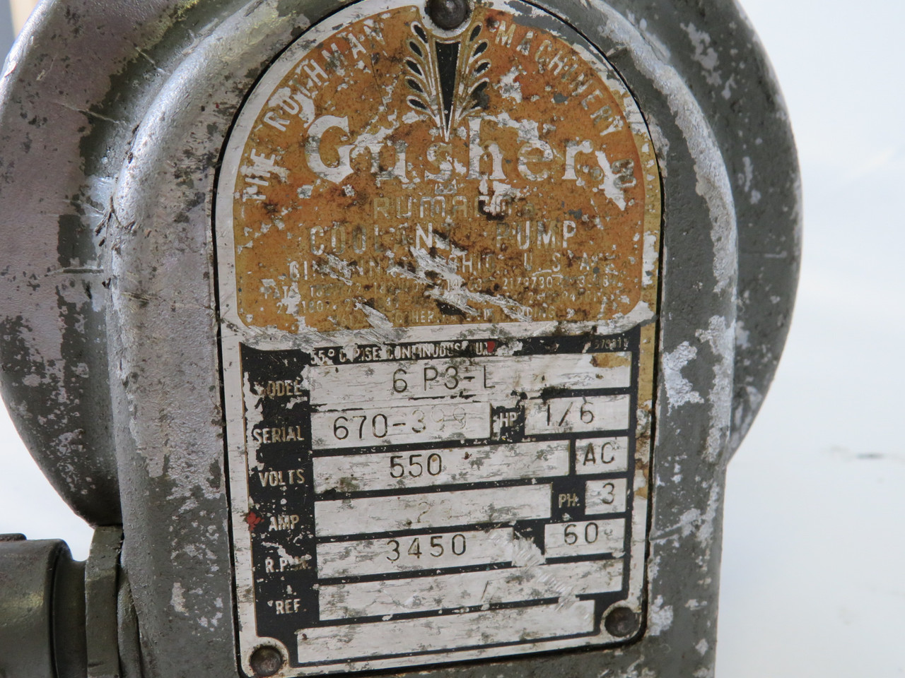 Gusher 6P3-L Coolant Pump 1/6HP 3450rpm 550VAC 3Ph 29A 60Hz NO CORD COS DMG USED