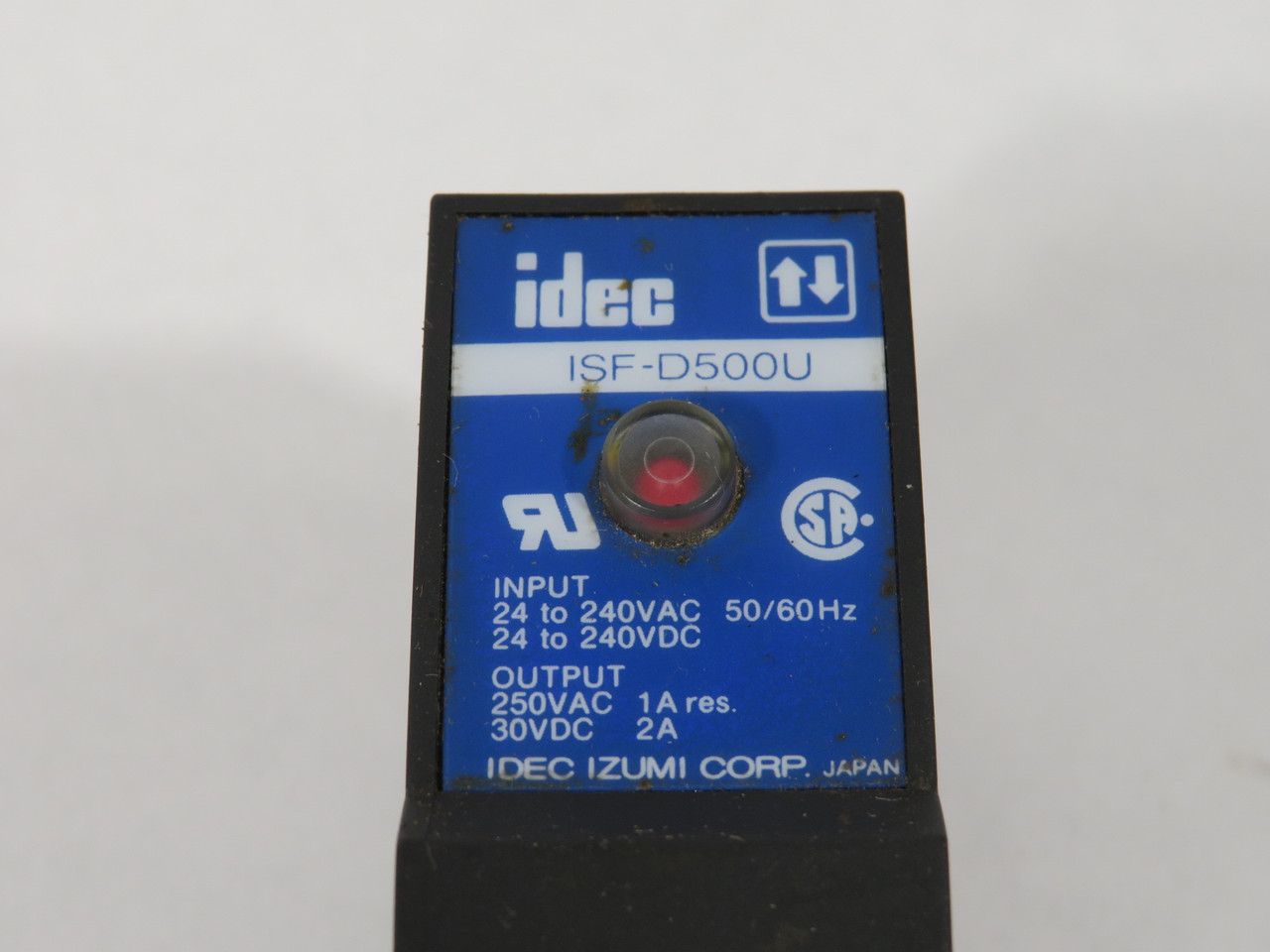 Idec Izumi ISF-D500U Photoelectric Diffuse Sensor 24-240VAC/DC 1/2A 0.5m USED