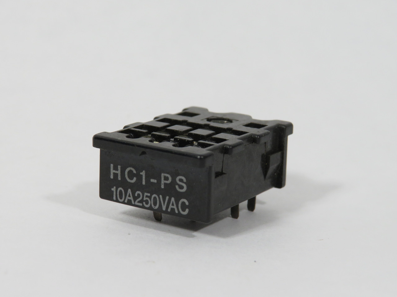 Generic HC1-PS Relay Socket for PC Board 250V 10A USED