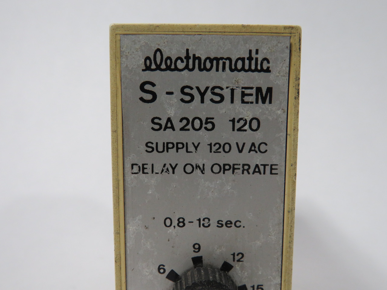 Electromatic SA20512018S Delay On Timer 0.8-18s 120V 11-Pin COSMETIC DAMAGE USED