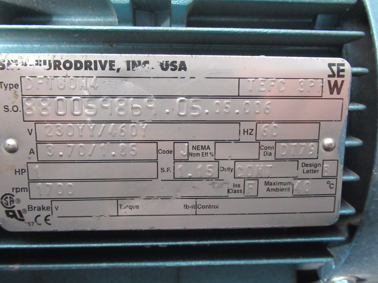 Sew-Eurodrive 38.23:1 1HP 1700RPM 230YY/460Y TEFC 3Ph 3.70/1.85A 60Hz USED