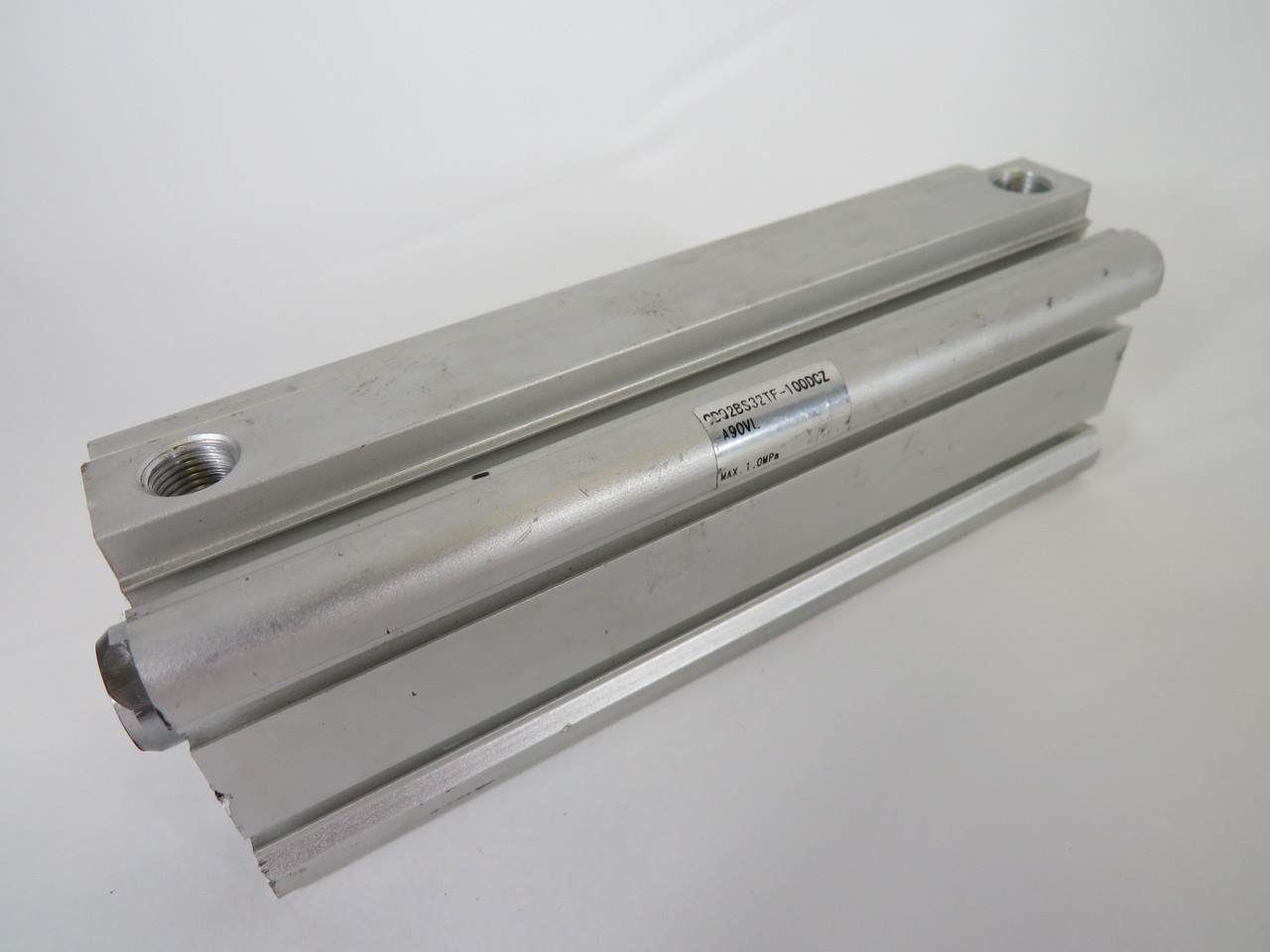 SMC CDQ2BS32TF-100DCZ-A90VL Pneumatic Cylinder 32mmID 100mm Stroke USED