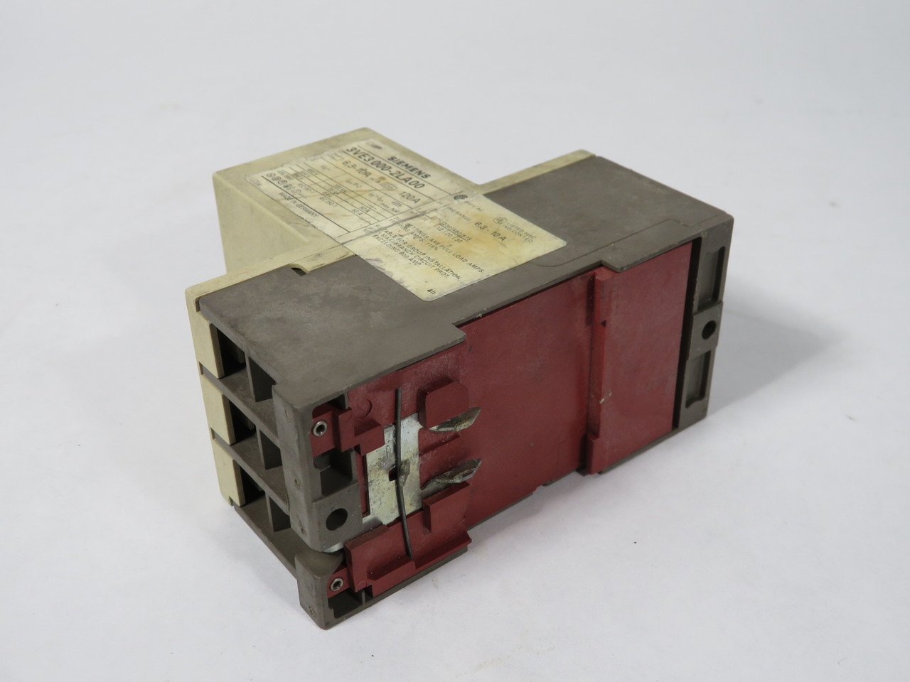 Siemens 3VE3000-2LA00 Motor Starter Protector 6.3-10A 400/500/690V USED