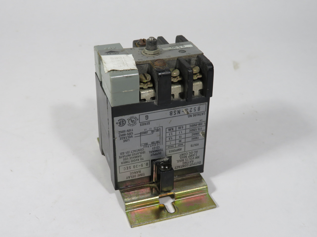Allen-Bradley 852S-NSB Series G Solid State Timing Relay 0.5-30s 300V 3A USED