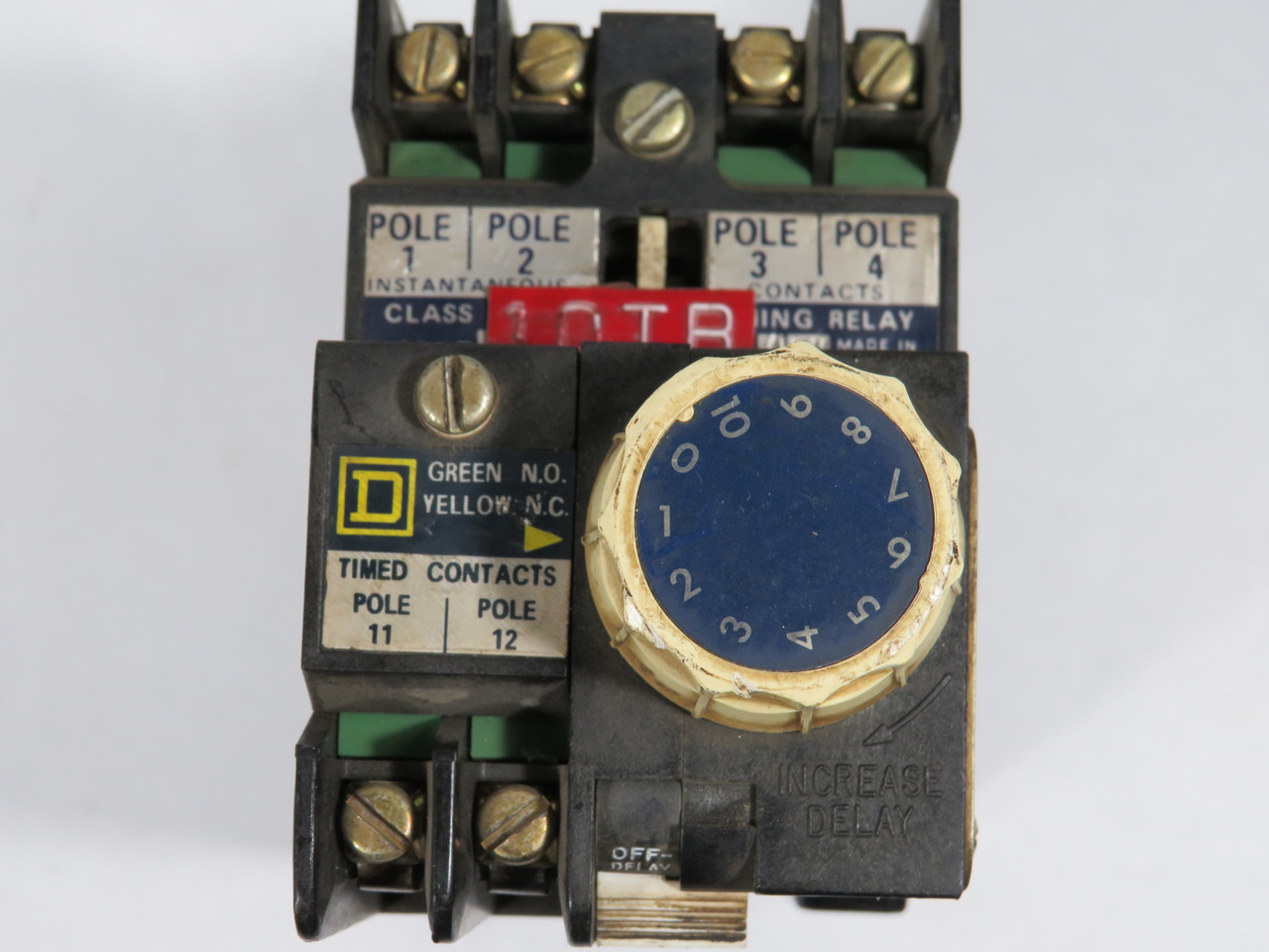 Square D 8501-L040 Control Relay 110V@50Hz 120V@60Hz C/W Time Delay Module USED