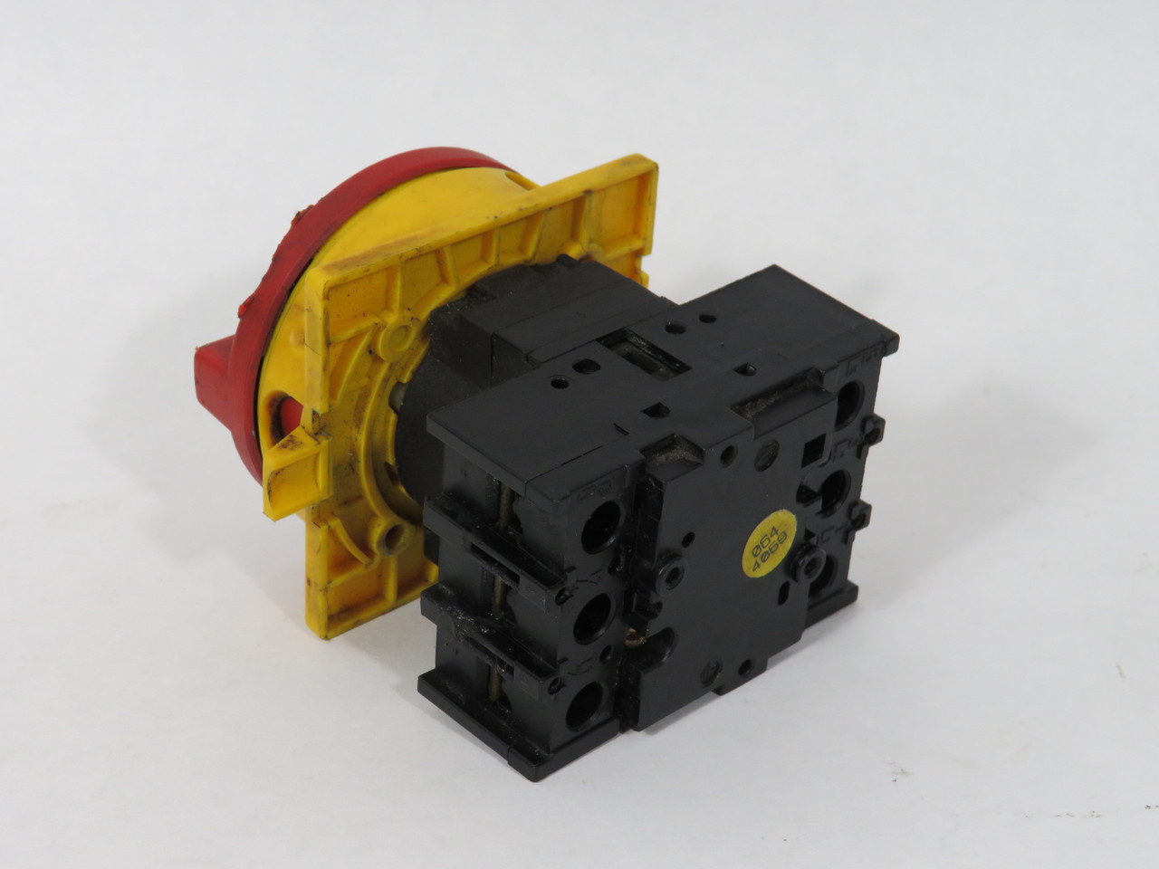 Klockner-Moeller P1-25/E Disconnect Switch 25A 690V 3-Pole SHELF WEAR USED