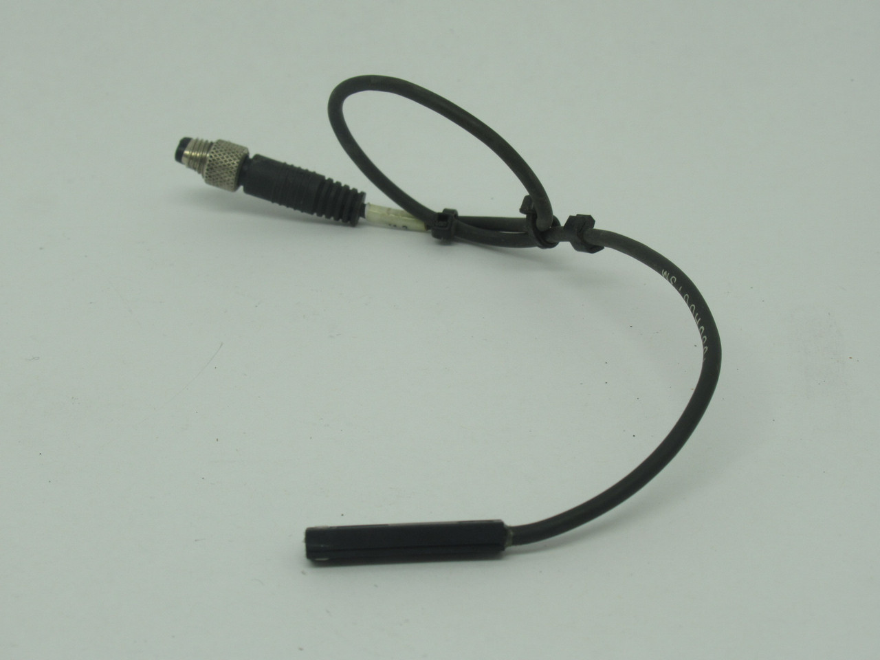 Balluff BMF-307K-PS-C-2-SA2-S49-00,3 Magnetic Field Sensor 10-30VDC 200mA USED