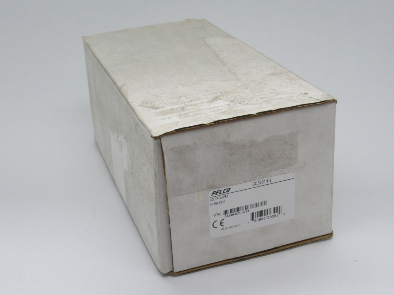 Pelco CC3701H-2 Digital Color Camera 12VDC/24VAC 50/60Hz NO LENS NEW