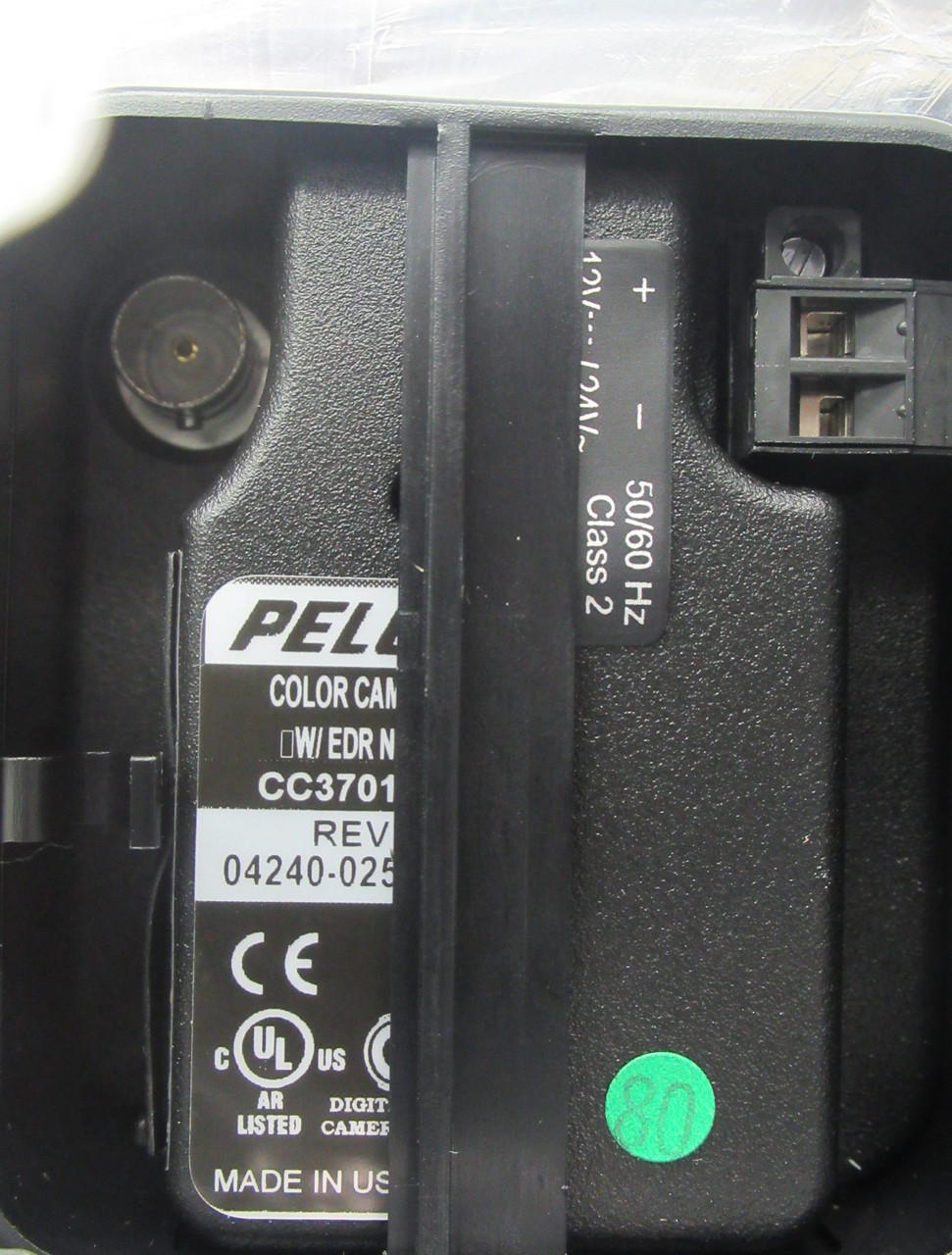 Pelco CC3701H-2 Digital Color Camera 12VDC/24VAC 50/60Hz NO LENS NEW