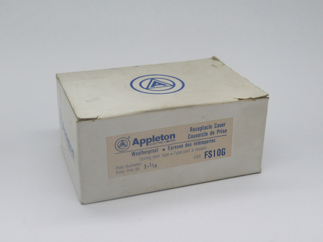 Appleton FS10G Weatherproof Receptacle Cover Spring Door Type 1-7/16" Hole NEW