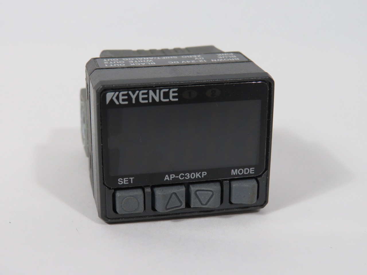 Keyence AP-C30KP Compound Pressure Sensor 12-24VDC 101.3 to -101.3 kPa PNP USED