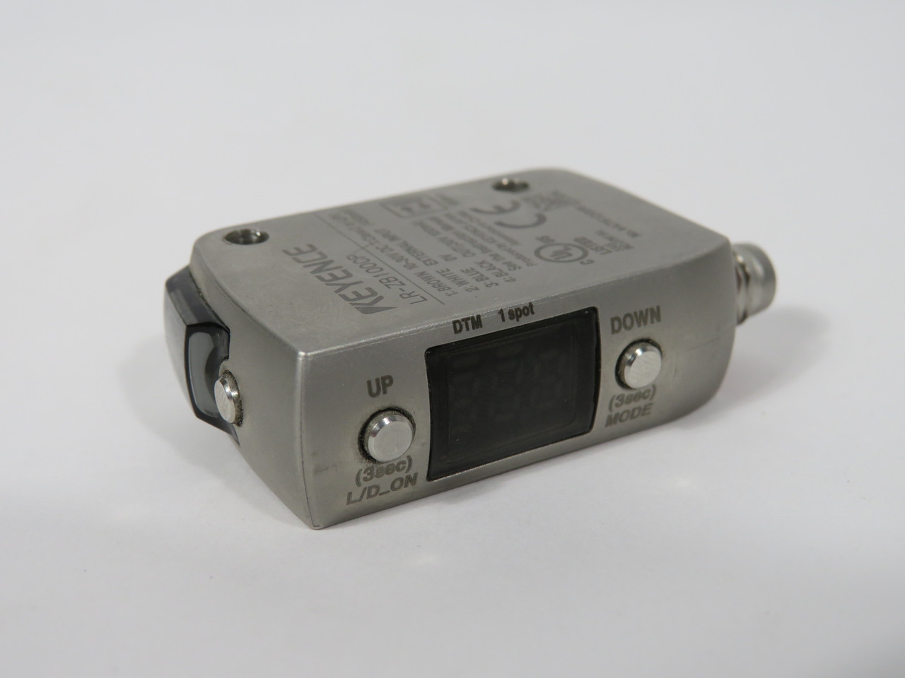 Keyence LR-ZB100CP Laser Sensor 10-30VDC 100mA 35-100mm M8 Connector PNP USED