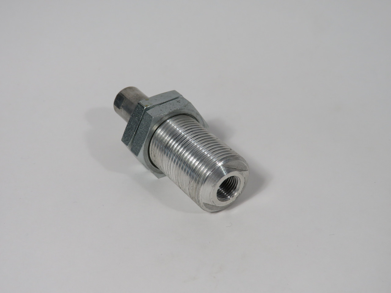 Festo 151210 VAL-1/8-10 Length Compensator 10mm G1/8 Connection USED