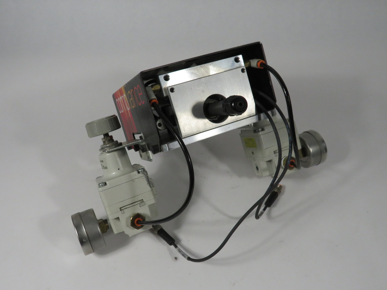 Designetics 10023-CE-A040 Precision Fluid Dispensing Equipment USED