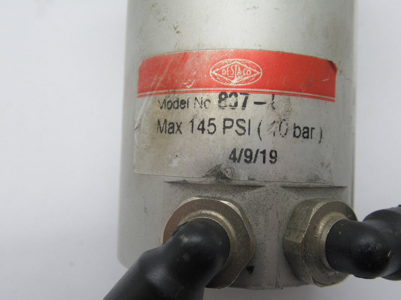 Destaco 807-U Pneumatic Toggle Clamp 375lbf Max Hold 1/8 NPT FADED LABEL USED