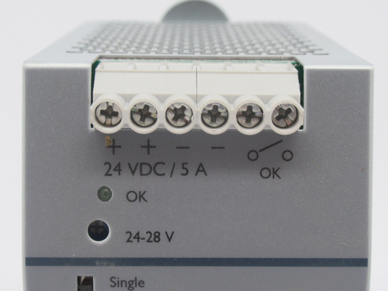 Sola SDN-5-24-100P Power Supply 24VDC 5A Out 115/230VAC 50/60Hz 2.2/1A In USED