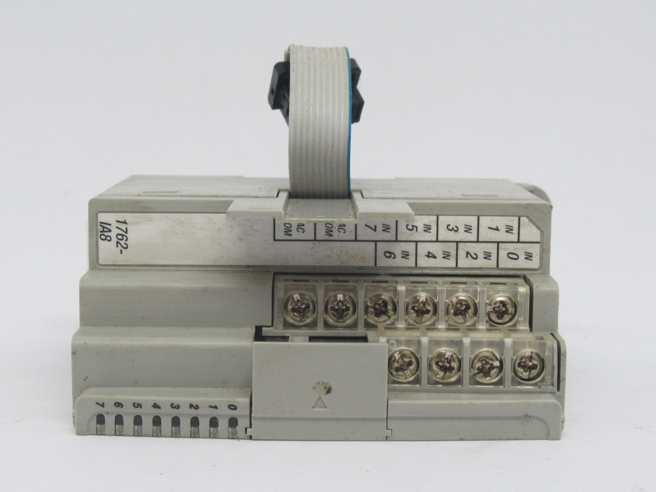 Allen-Bradley 1762-IA8 MicroLogix Input Module Ser.A 120VAC 8pt NO DOOR USED