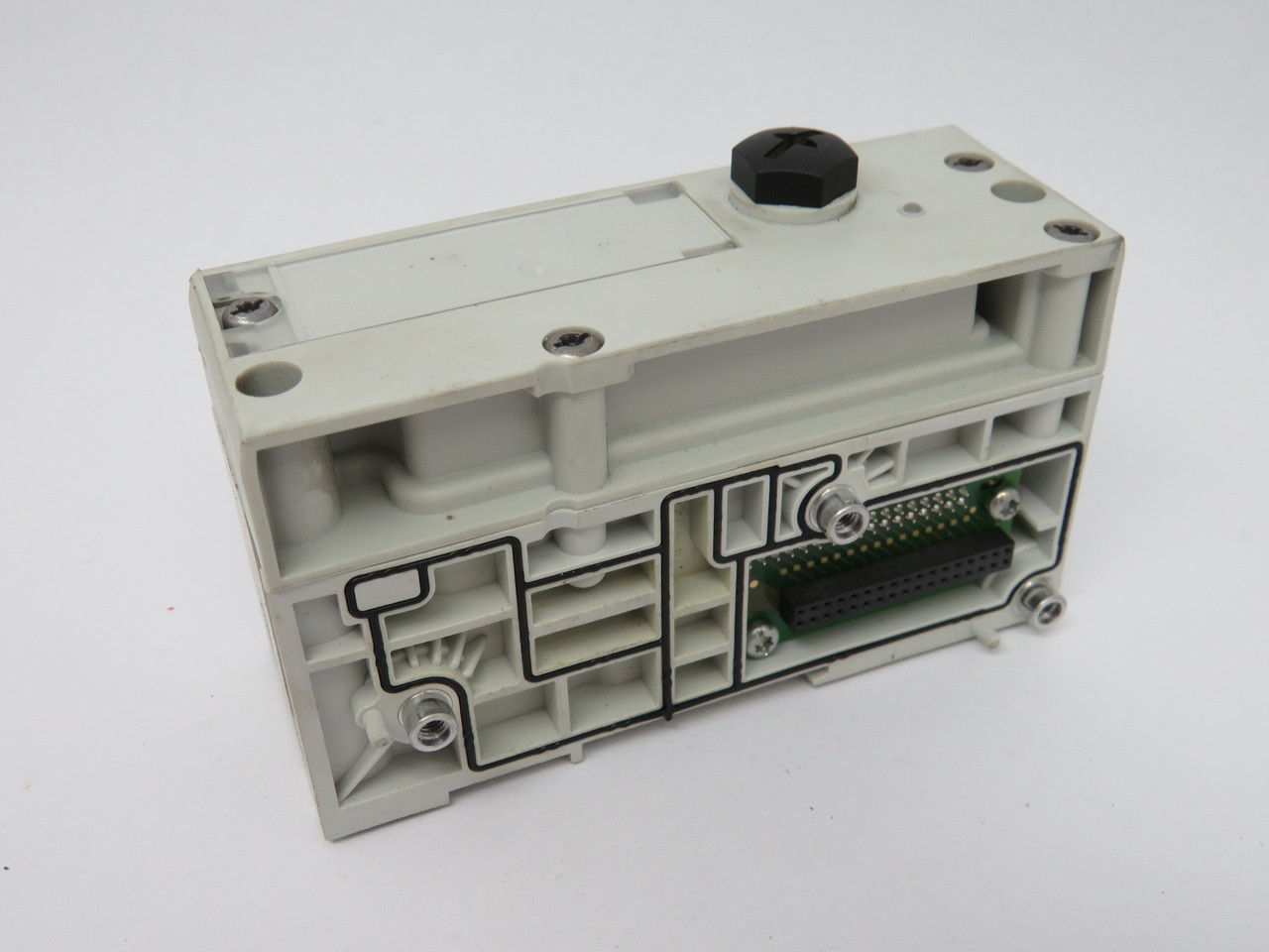 Festo 570783 VMPAL-EPL-FB-POLY Manifold End Plate USED