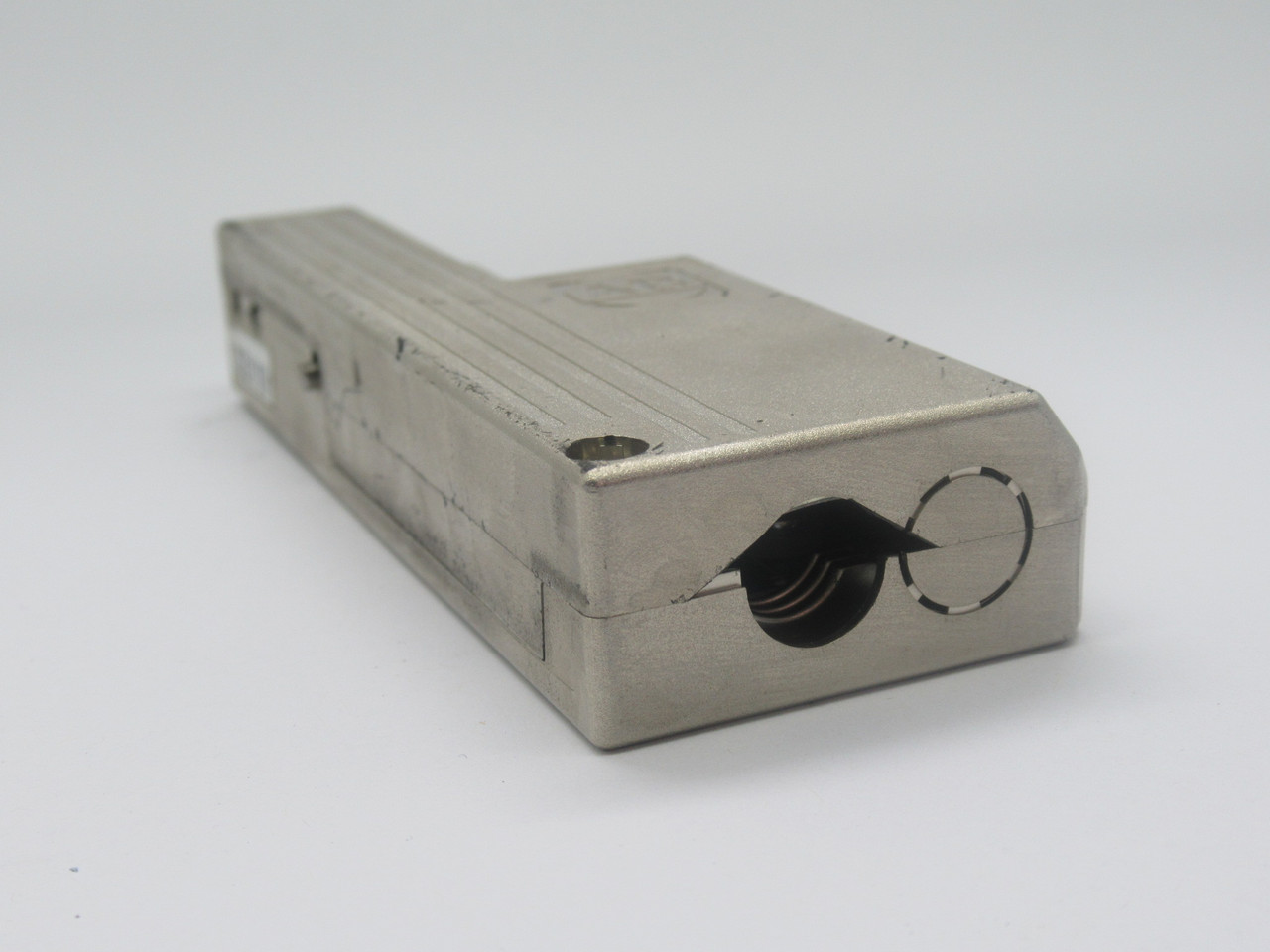 Allen-Bradley 2090-K6CK-D15M Connector 15Pin COS DMG USED
