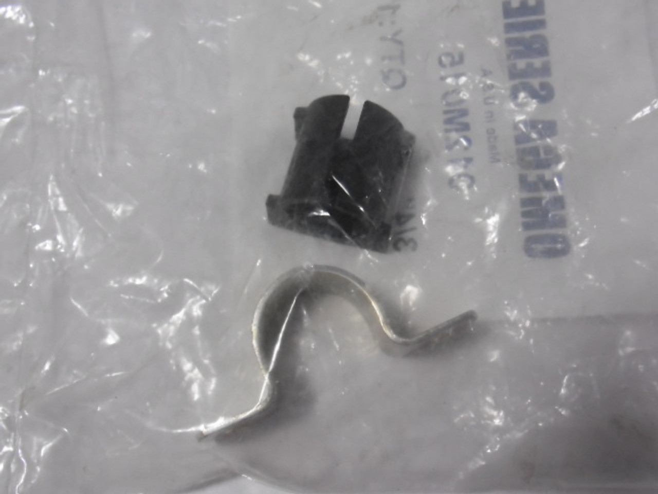Omega 012M015 Pipe/Tube Clamp 3/4 Inch NWB