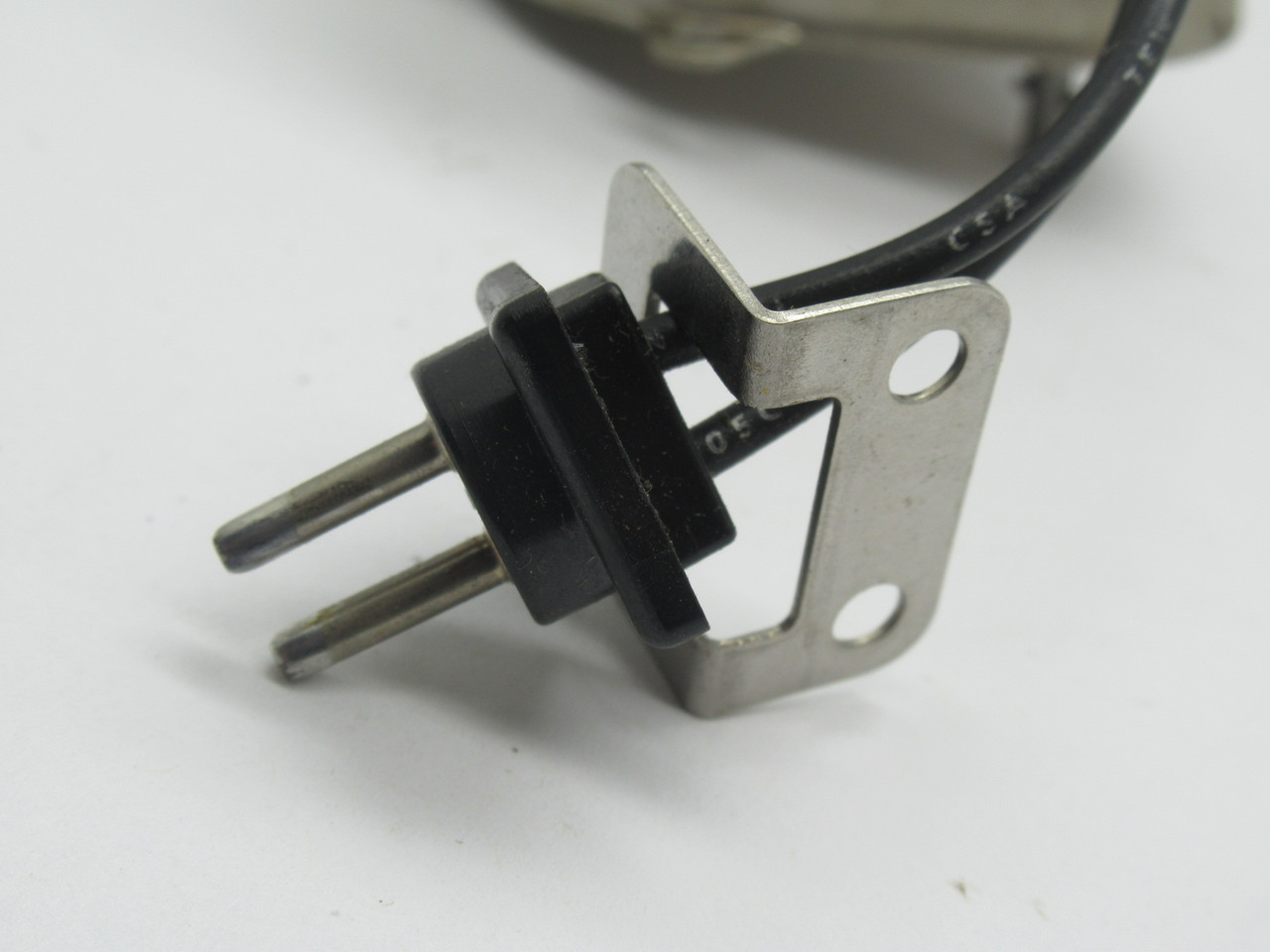 Synchron M132LF Chart Drive Motor 3W 4RPH 110V 60Hz USED