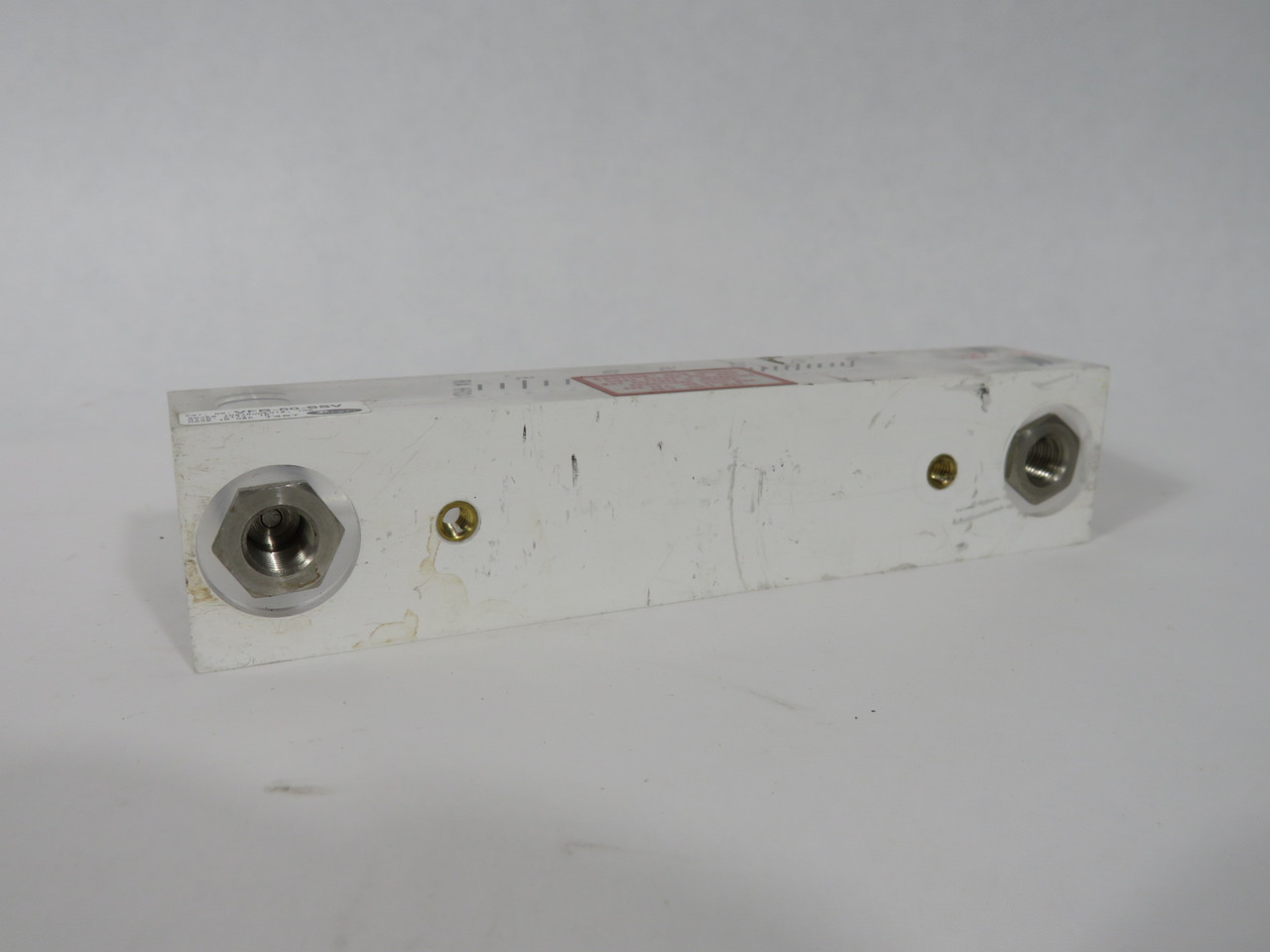 Dwyer VFB-50-SSV Acrylic Flowmeter 0.3-3 SCFH Air 4" Scale 1/8" NPT USED